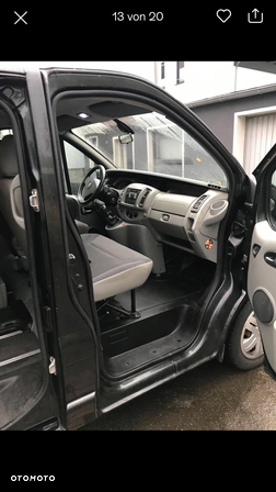 Opel Vivaro 2.5 CDTI L1H1 - 13