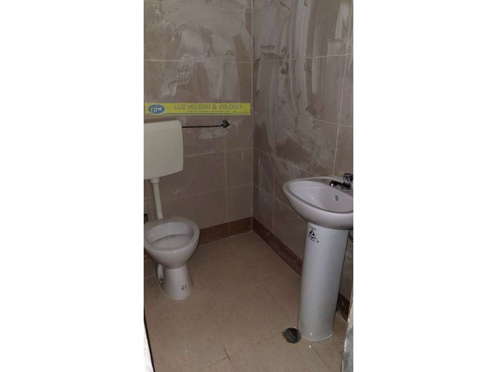 Loja de 155,96 m2 em Alto do Seixalinho, Barreiro.-11