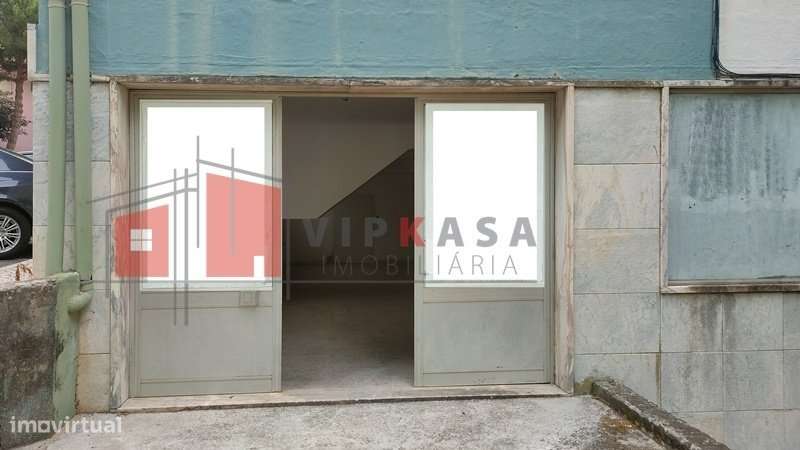Loja, portão amplo, bons acessos - Grande imagem: 2/16