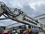 Liebherr R924 COMPACT - 33