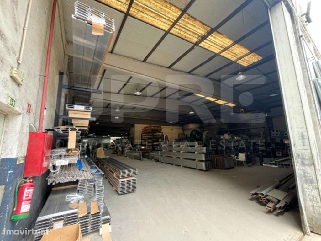 VENDE | ARMAZÉM | MAIA-10