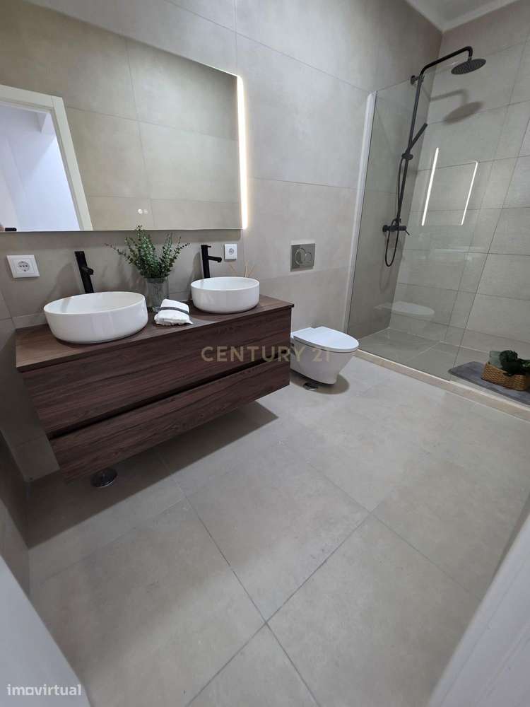 T3 NOVO -C/ SUITE E VARANDA-20