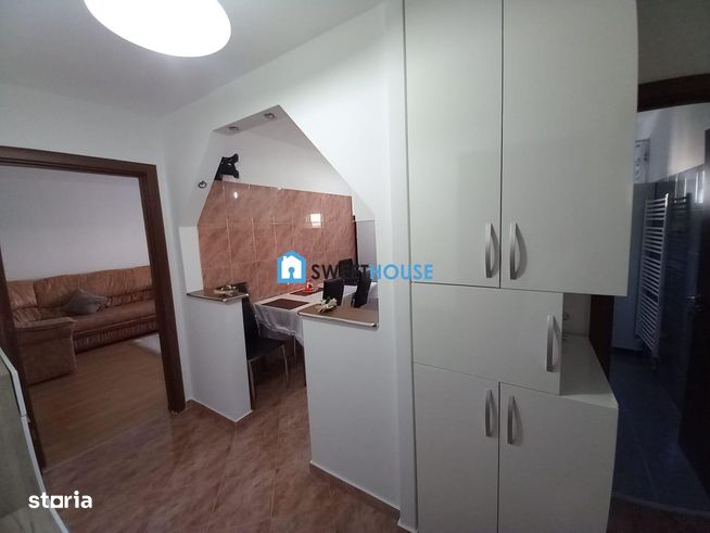 Apartament cu 2 camere etaj 3 in  Fagaras zona centrala-3