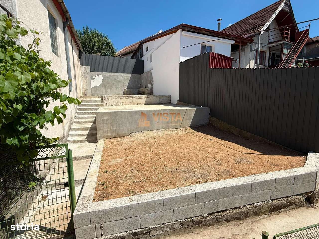 Apartament la casa cu curte si garaj la 5 minute de Centru Brasov-10
