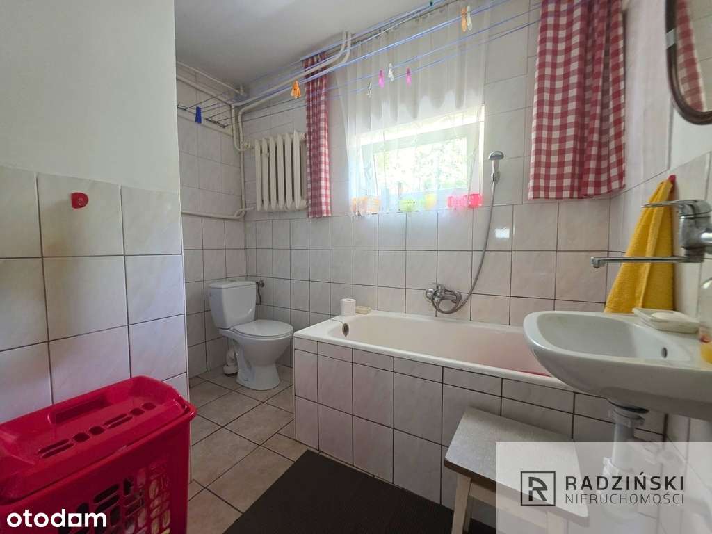 Przytulny dom na sprzedaż w Baczynie.-9