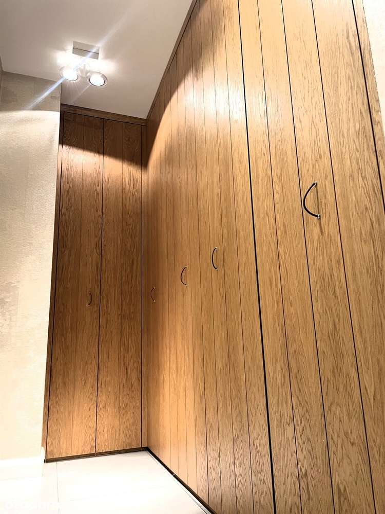 4 pokoje, 2 miejsca parkingowe-6