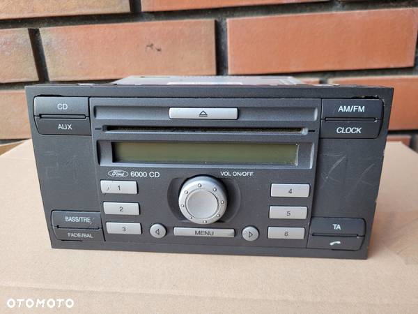 FORD FUSION LIFT RADIO 6S61-18C815-AG - 2