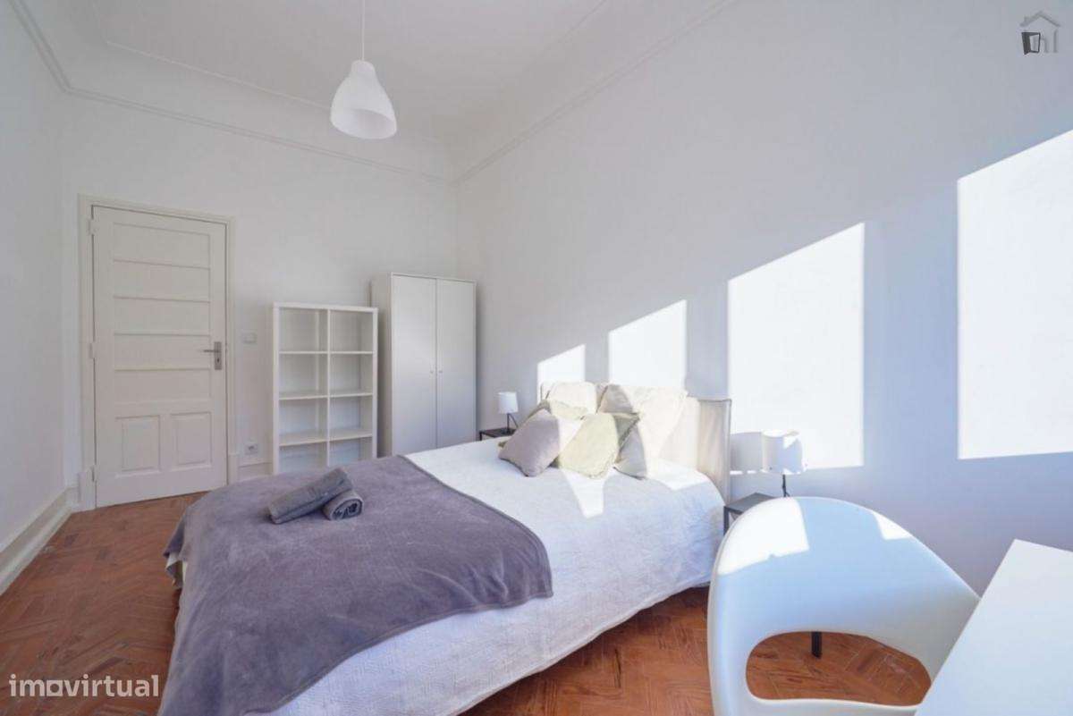 Quarto - localizado em Alameda Lisbon - Grande imagem: 2/10