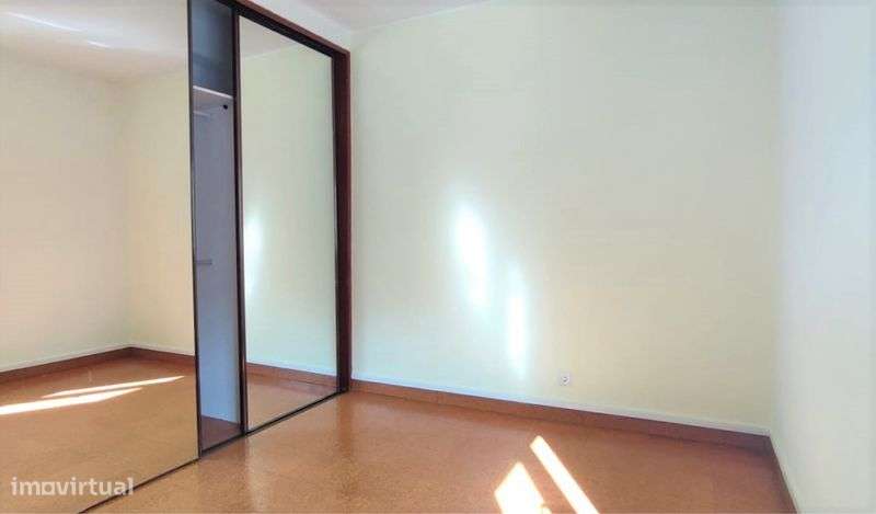 T3 Alugo apartamento - Grande imagem: 4/12