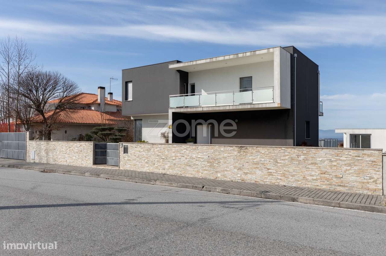 Moradia T5 com piscina | Oliveira do Hospital - Grande imagem: 3/60