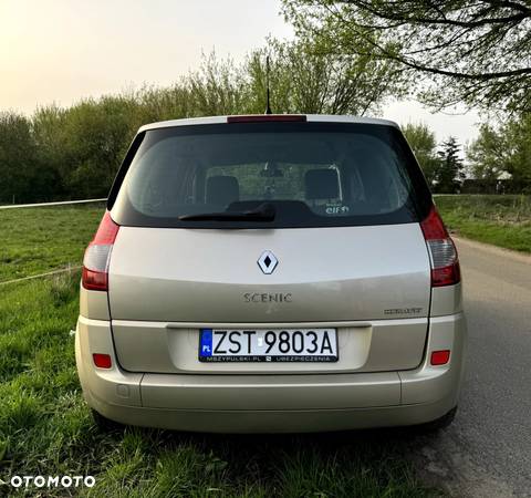 Renault Scenic - 10