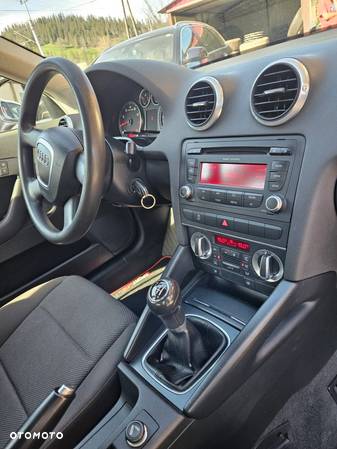 Audi A3 1.8 TFSI Sportback quattro Ambiente - 7