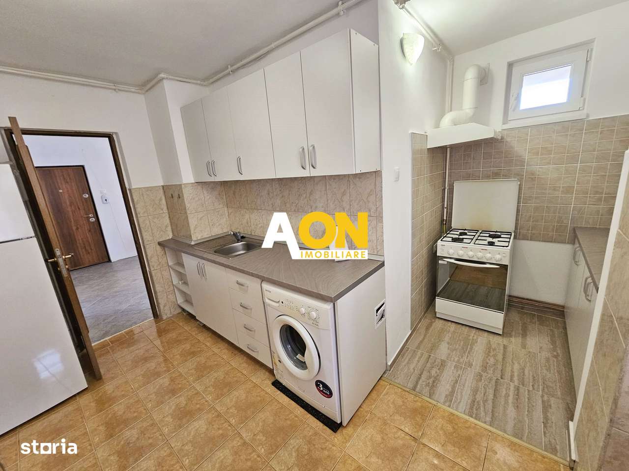 Apartament 3 camere, etaj 2, zona ultracentrala - Imagine principală: 4/13