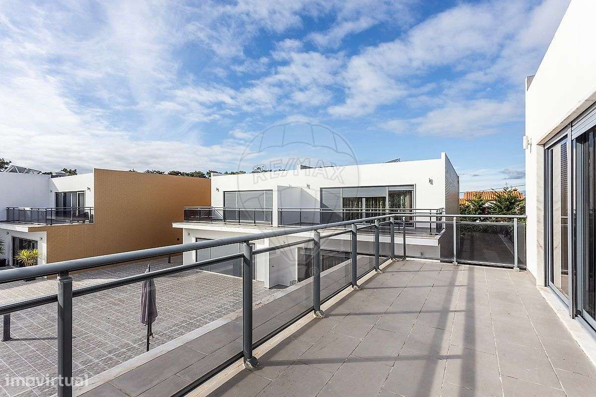 Moradia T4 para venda-30