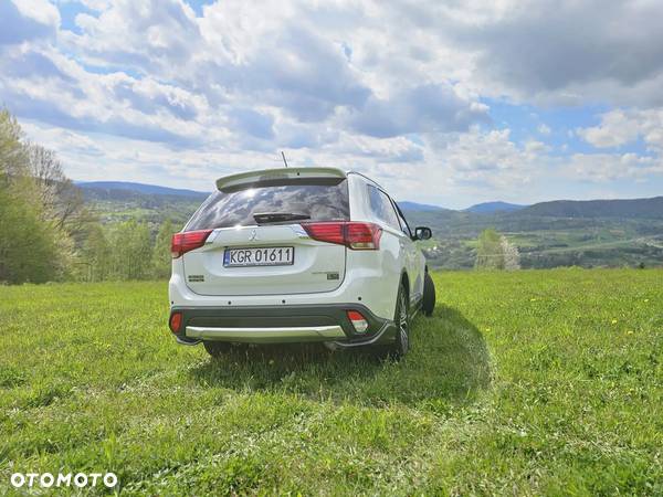 Mitsubishi Outlander 2.0 Intense 4WD CVT - 8