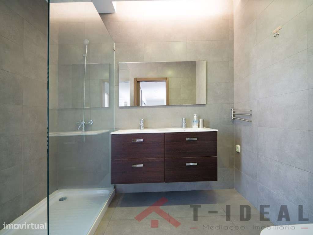 Moradia T4 com Vista de Mar-54