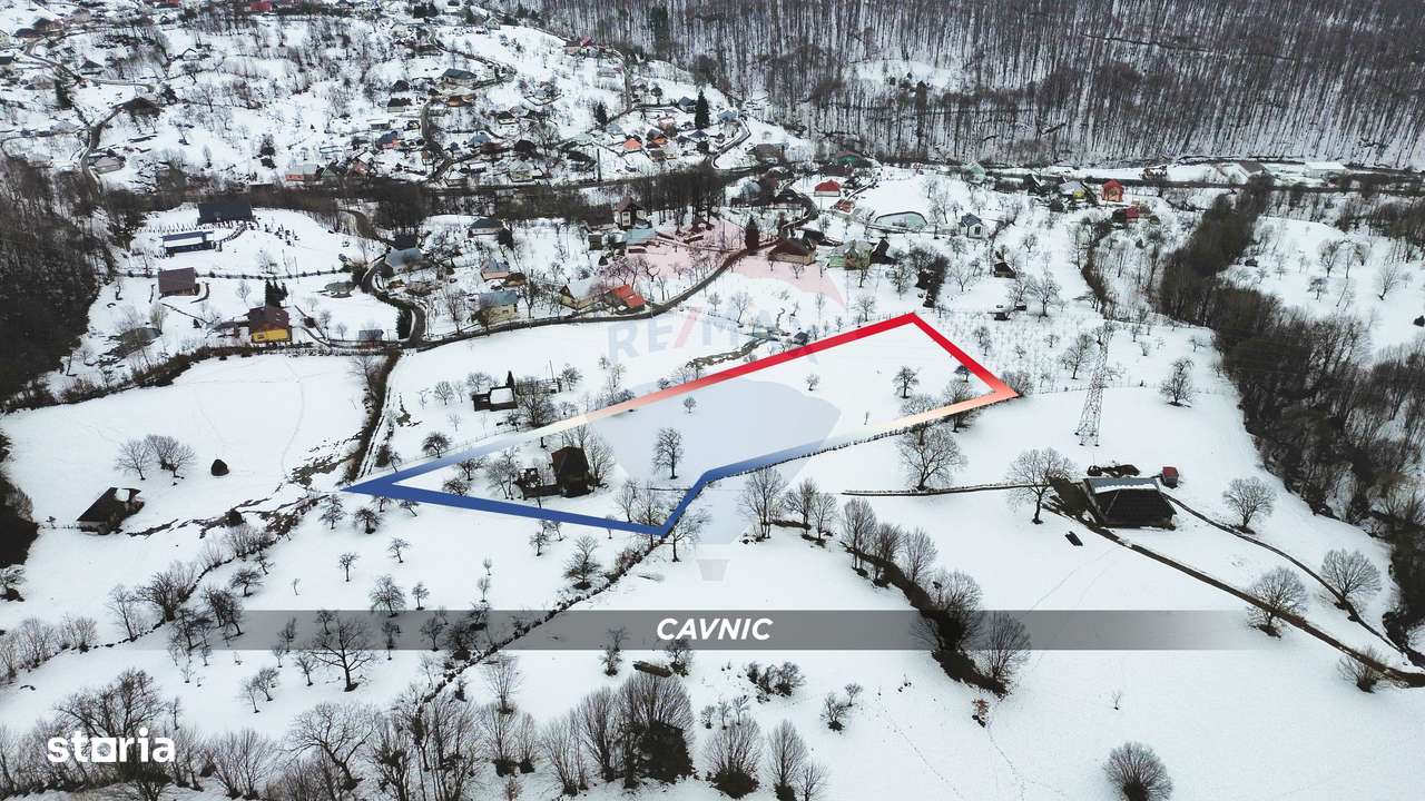 Teren 826mp in CAVNIC zona Pietrele Soimului cu o priveliste minunata.-2
