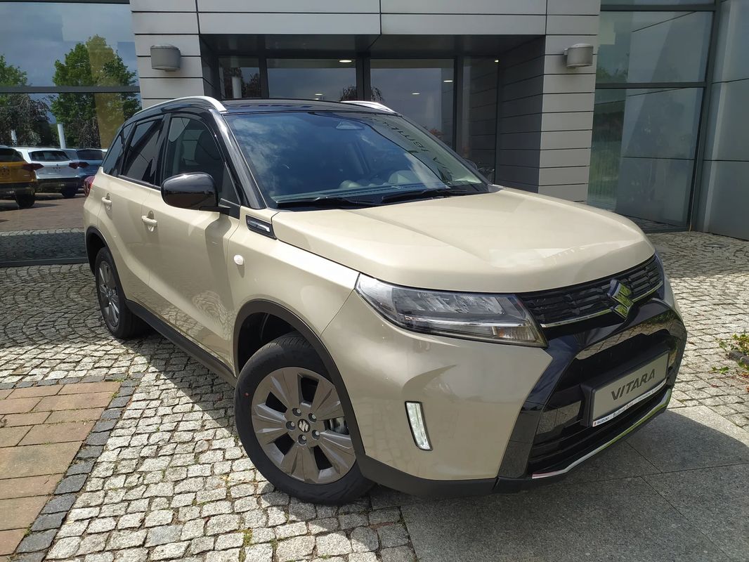 Suzuki Vitara FL 1.4 Premium Plus, Czujniki i Kamera Cofania, Ekran 9