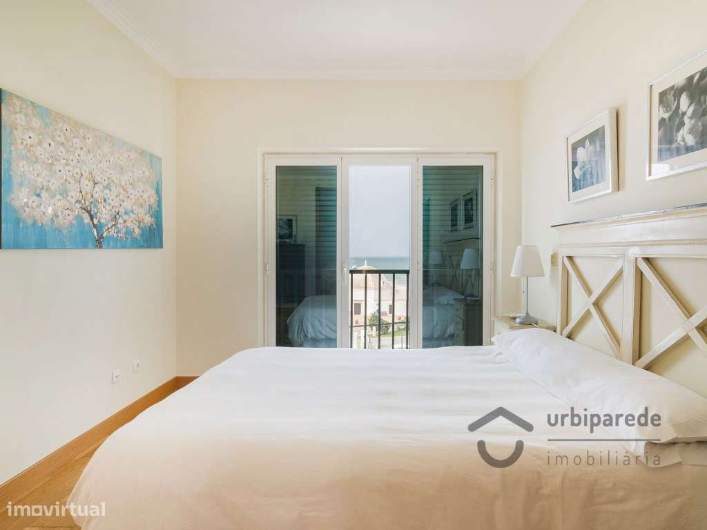 Moradia V4 em condomínio fechado no centro da Ericeira, com garagem.-27