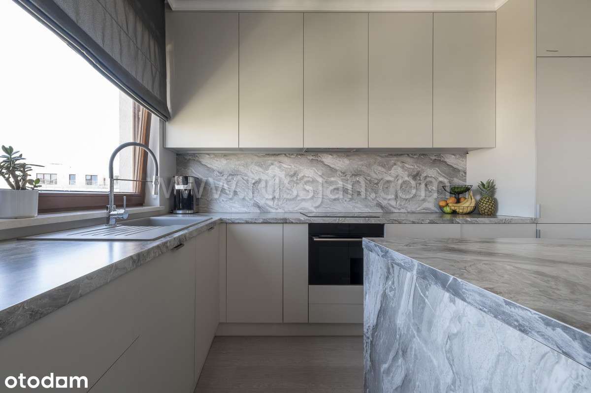 Wygodne mieszkanie osadzone w nowoczesnej enklawie-6