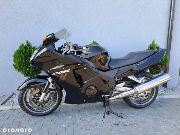 Honda CBR - 40