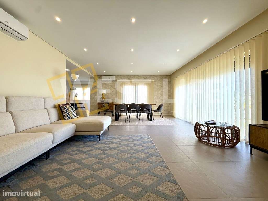 Moradia Independente T4 com piscina - Acabamentos de excelência - E... - Grande imagem: 5/40