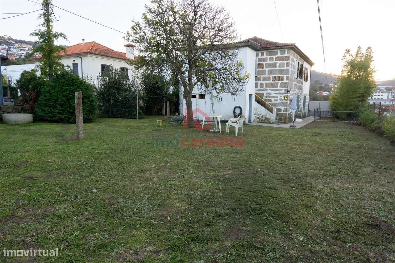 Moradia T3 convertida em T1 em Rebordões, Santo Tirso - Grande imagem: 4/17