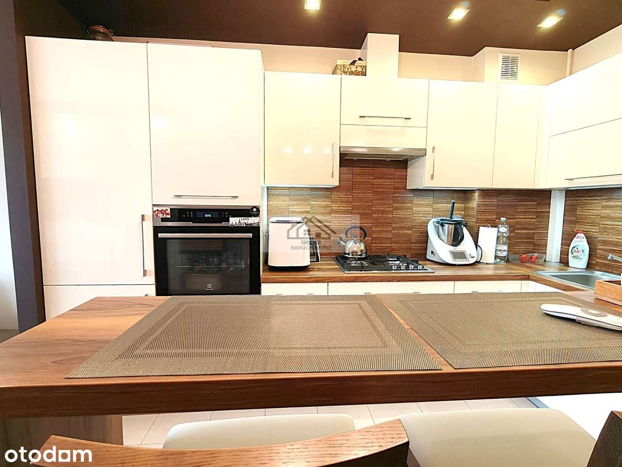 Komfortowe rodzinne 3-pok. 61,82m2 z ogródkiem - os. Drabinianka --7