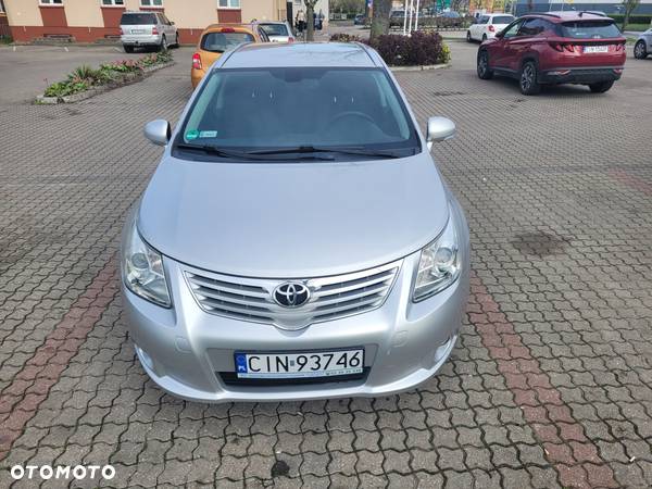 Toyota Avensis 2.0 D-4D 2010 - 2