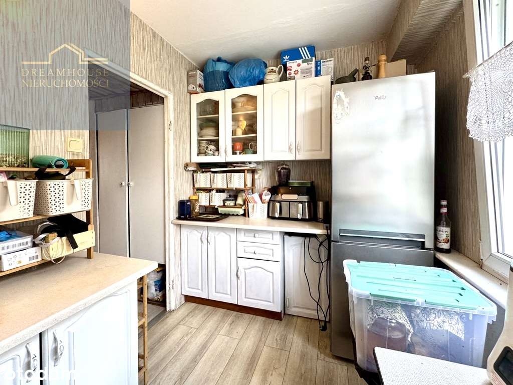 4 pokoje, balkon, 1. piętro - Os. Batorego-11