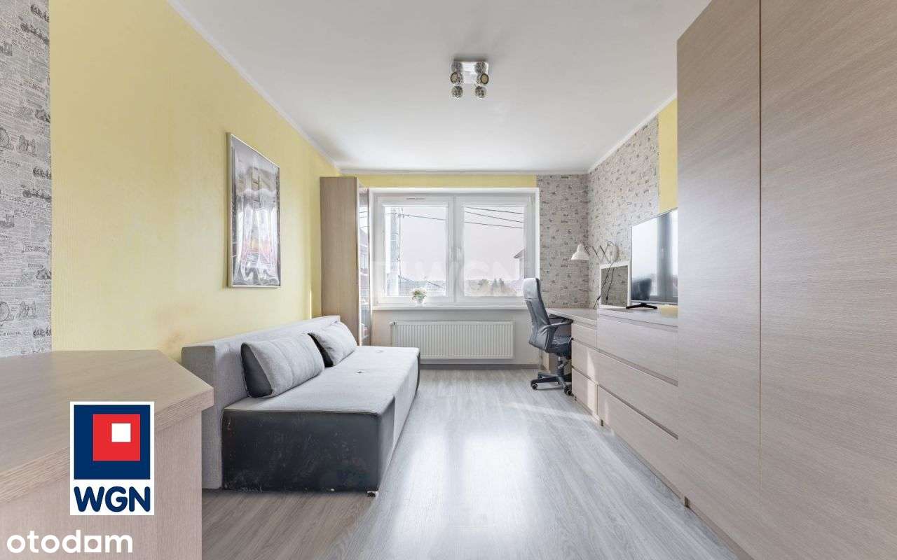 Funkcjonalny dom w Gościcinie - 4 pokoje, 2 łazien-11