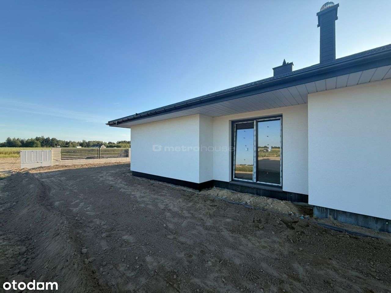 Dom w zabudowie bliźniaczej! Trzy sypialnie! - Pełny obrazek: 4/8