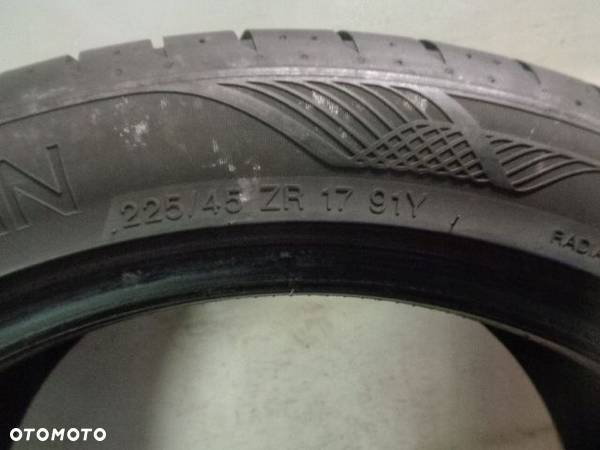 Vredestein Ultrac Satin 225/45R17 91Y - 11