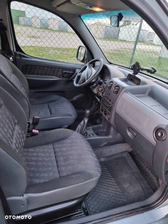 Citroën Berlingo II 1.6 HDi Multispace - 14