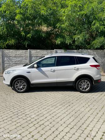 Ford Kuga 1.5 EcoBoost 4WD Titanium - 3