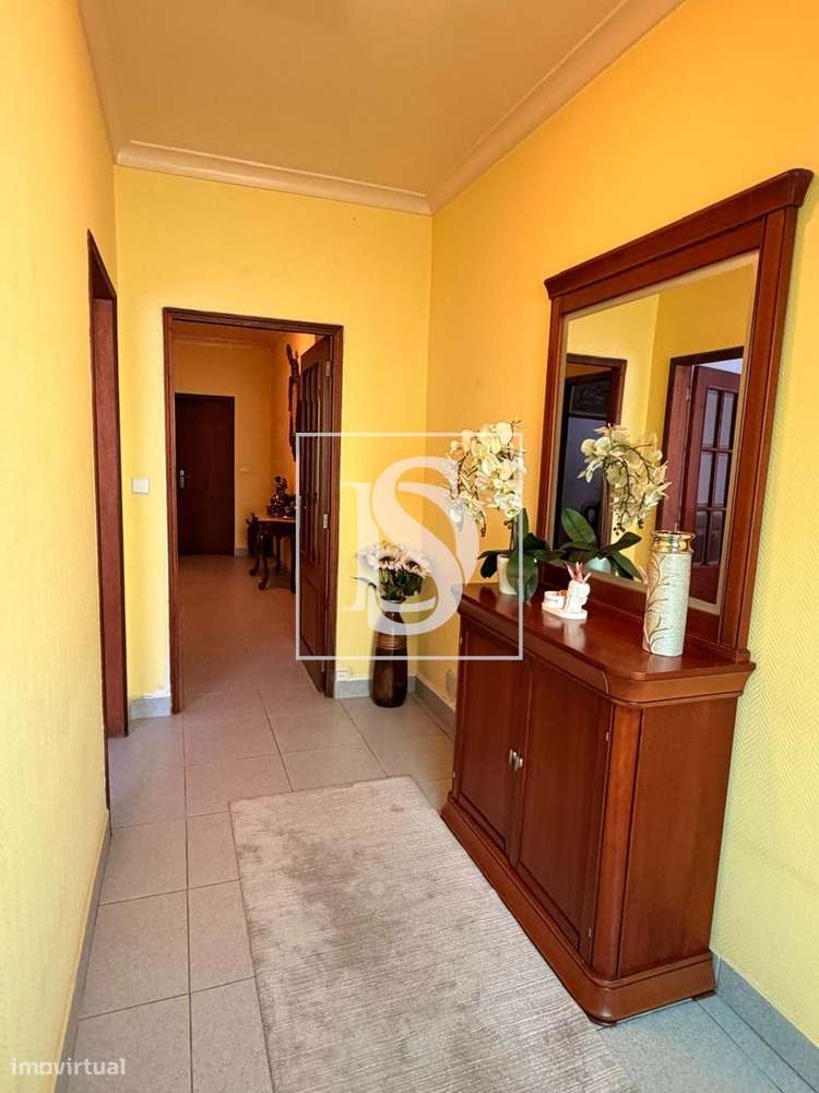 Moradia T3 com Jardim e Boas Áreas em Dume – Braga - Grande imagem: 2/35