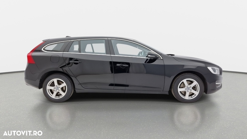 Volvo V60 D3 DRIVe Summum - 4