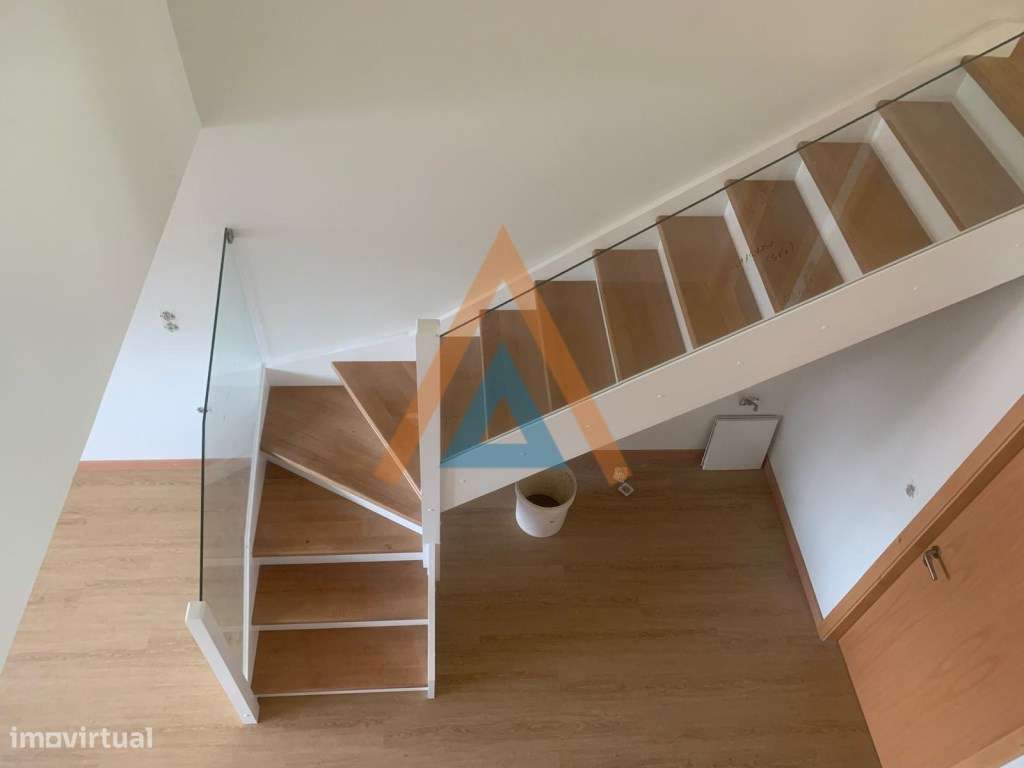 T2+1 Duplex - São João da Madeira - Grande imagem: 3/17