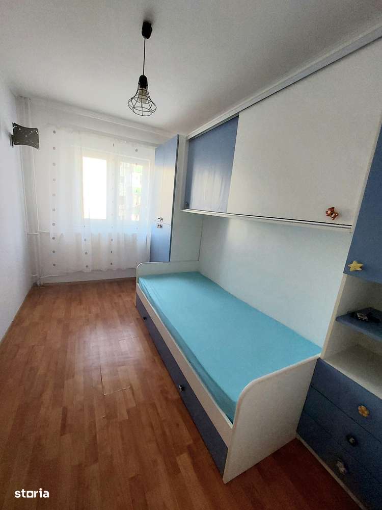 Zona Decebal (Negruzzi)- PC 3 camere mobilat, et.2-7