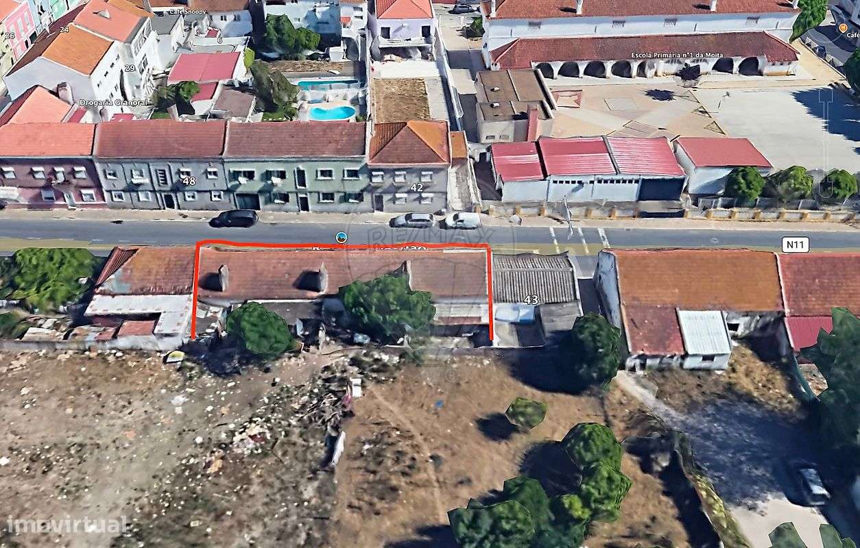 Moradia T4 para venda - Grande imagem: 2/3