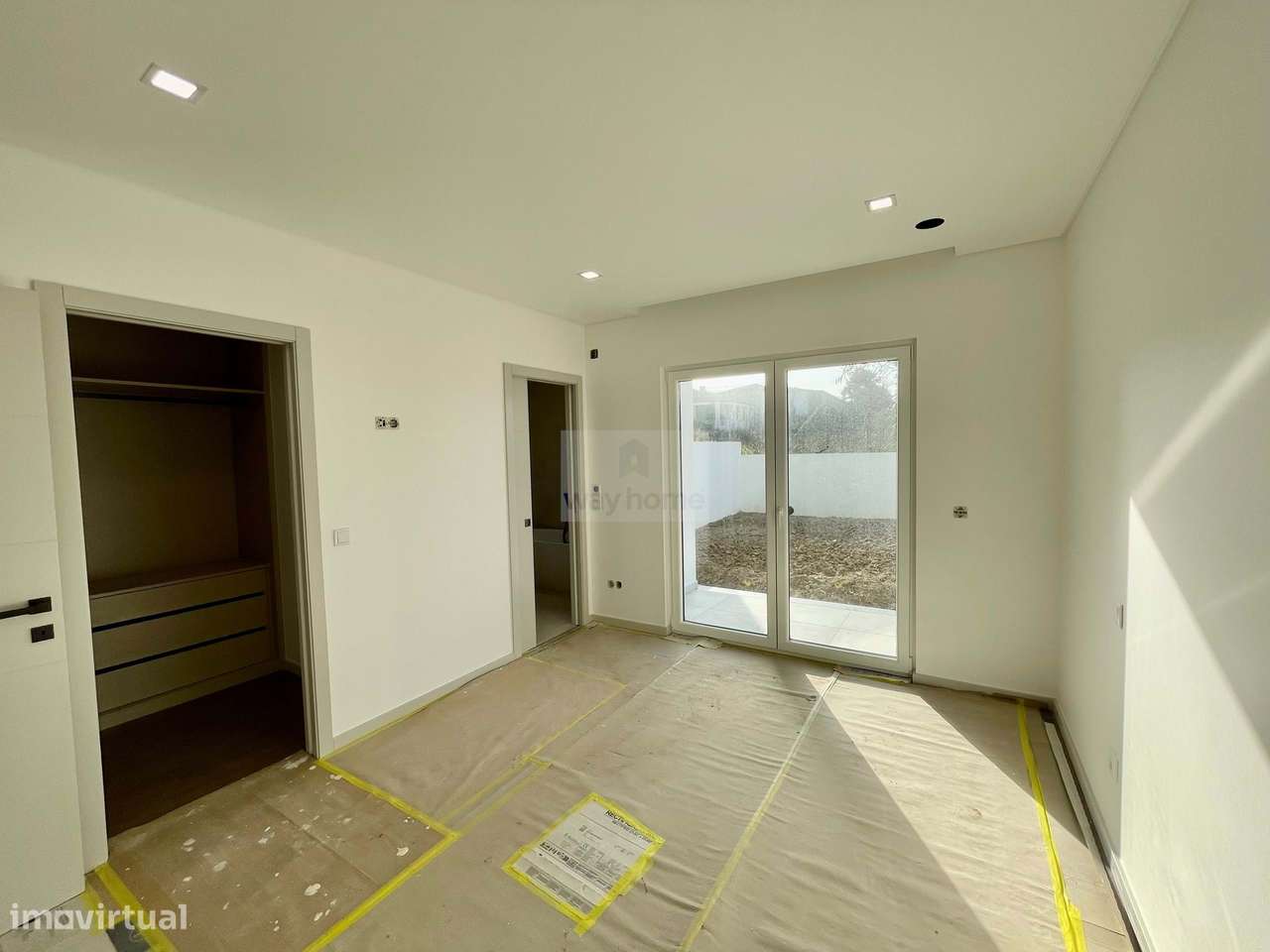 Moradia T4 | Quatro suites | Elevador | Garagem | Lourinhã | Praia da-22