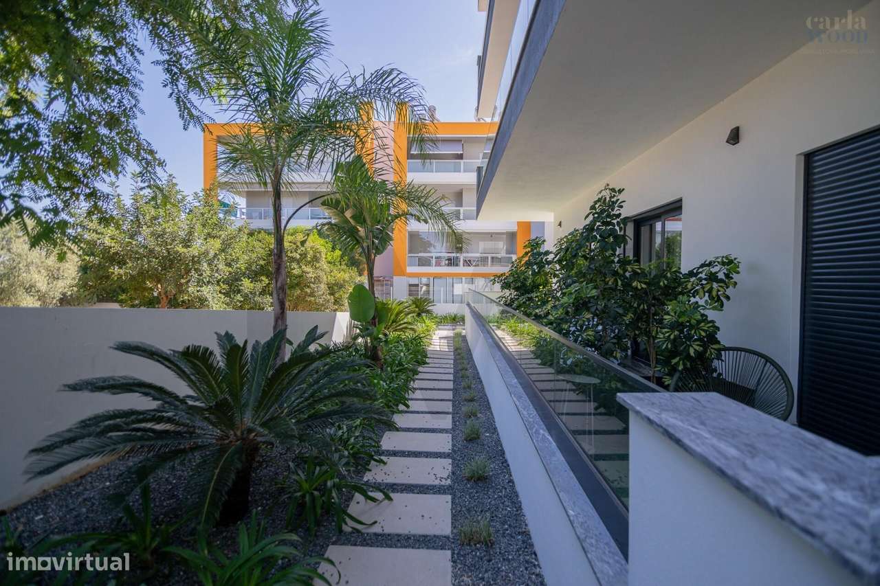Excelente apartamento novo, localizado entre a cidade e o mar-57