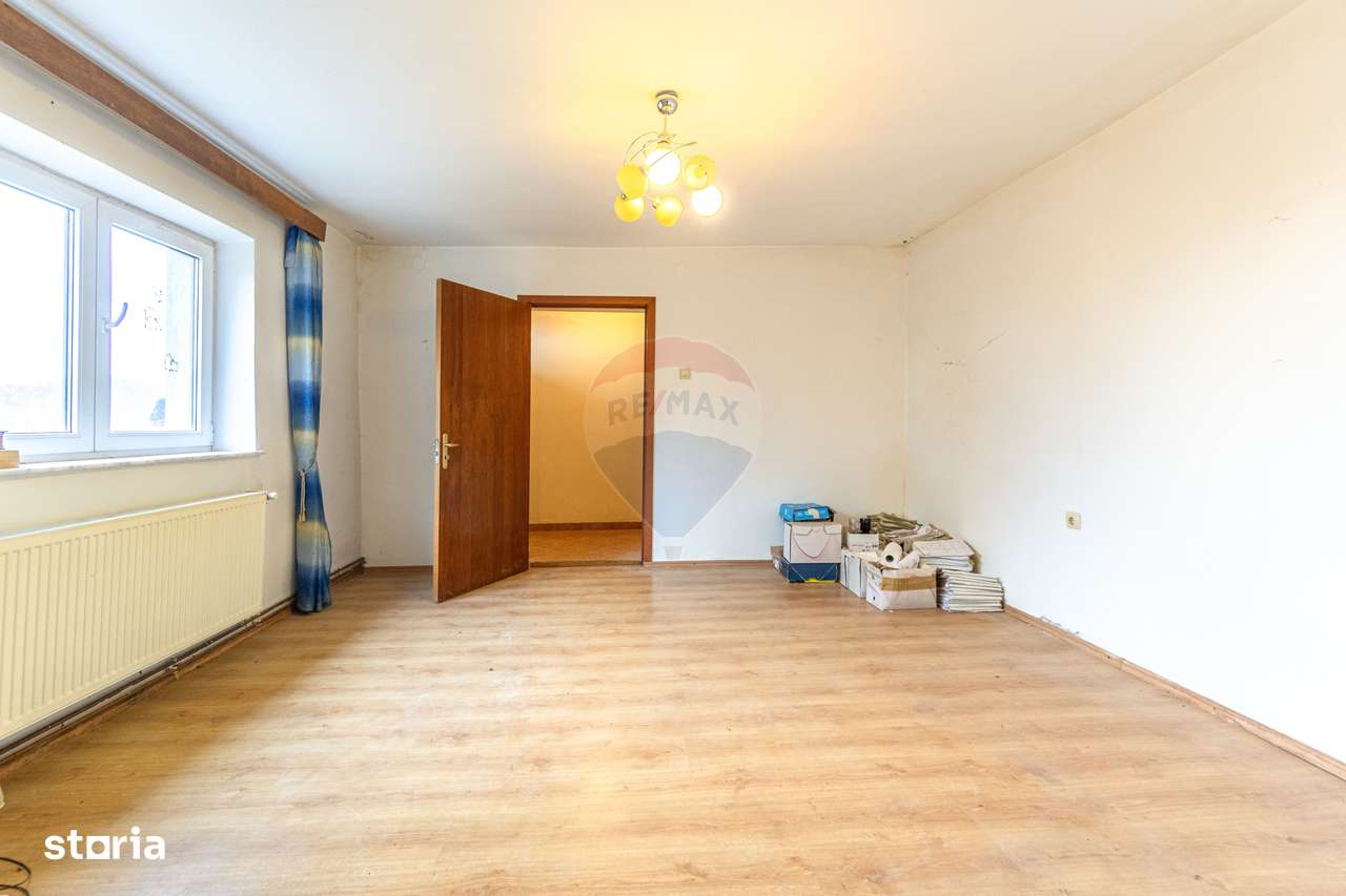 Casă individuală cu două unități locative. Zona Horia–Cloșca–Crișan-14