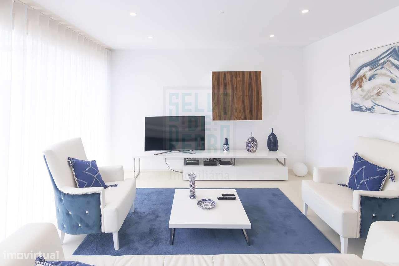 Moradia T3 de Luxo com Vista Mar | Praia da Agudela | Condomínio Fech-11