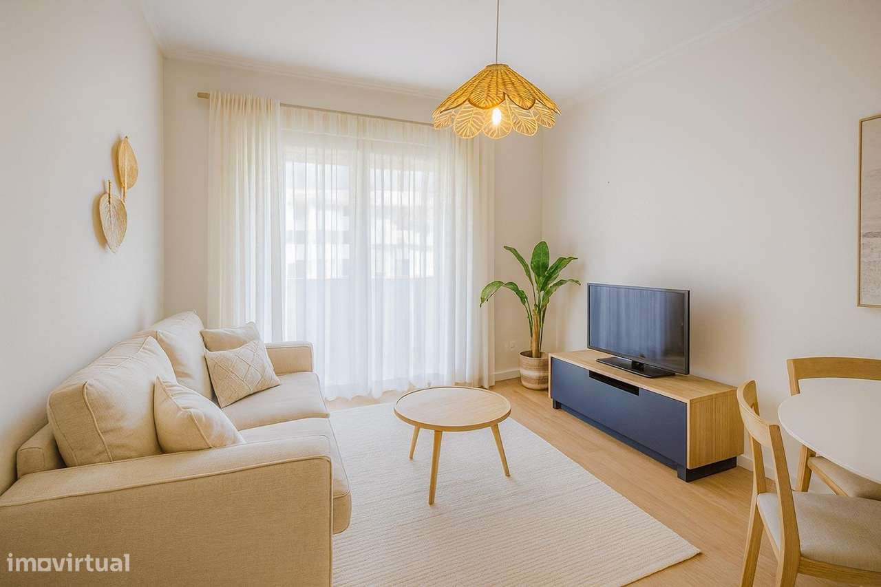 T1 Renovado com Varanda – Avenida Rodrigues de Freitas, Porto-0