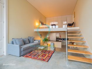 Apartamento T0 Duplex à Batalha - Porto