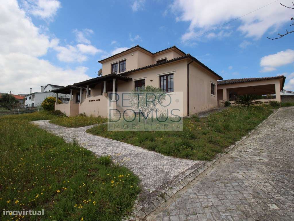 MORADIA UNIFAMILIAR EM LOTE DE 1760 m2, LEIRIA - Grande imagem: 4/40