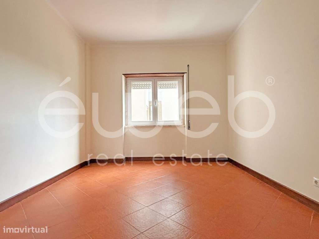 Apartamento T4, Bonfim, Setúbal-18