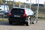 Volvo V70 D5 Summum - 9