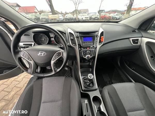 Hyundai I30 1.6 CRDI Premium - 7